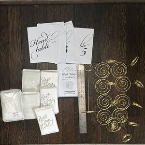 WEDDING / EVENT BUNDLE: gold placeholders (10), table numbers (25+1), napkins
